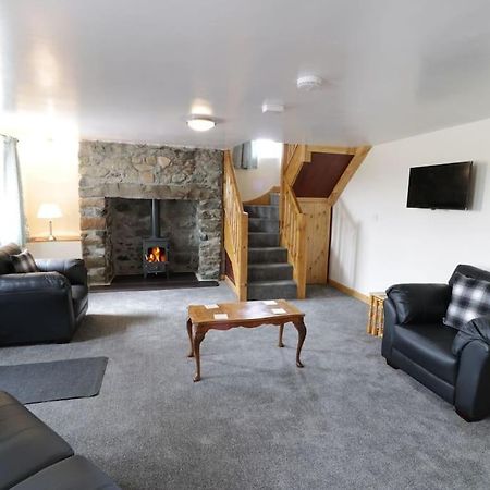 Ty Rhos, Farm Stay, Sleeps 4, Rhoshirwaun 2 Miles From Aberdaron Bagian luar foto