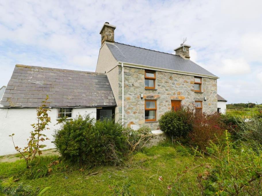 Ty Rhos, Farm Stay, Sleeps 4, Rhoshirwaun 2 Miles From Aberdaron Bagian luar foto